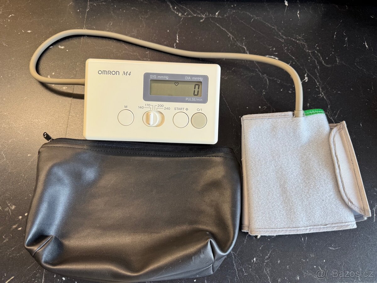 Digitální tlakoměr Omron M4
