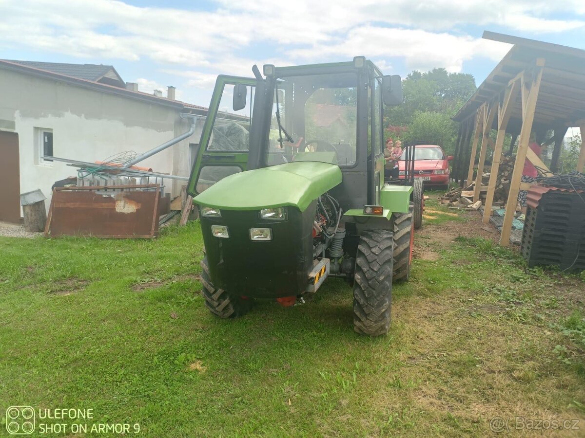 malotraktor 4x4