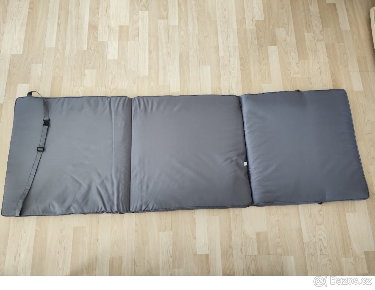 Kovové lehátko plus polstrování