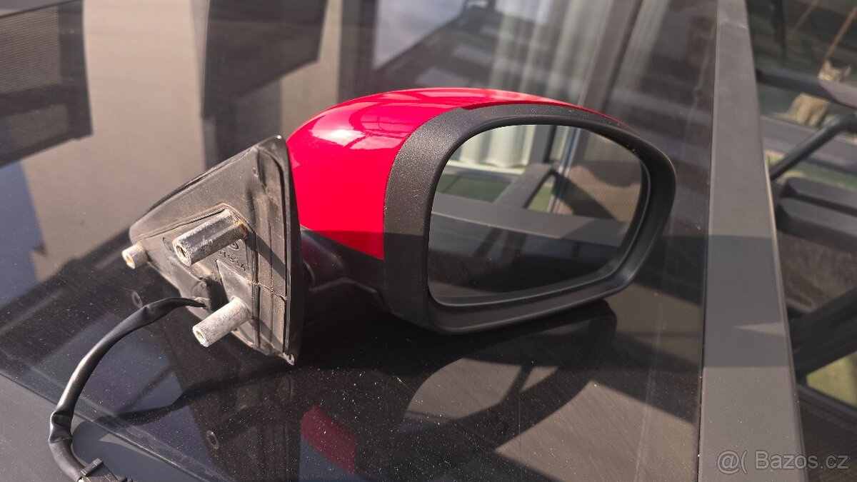 Prodám pravé zrcatko pro Škodu Octavia 1