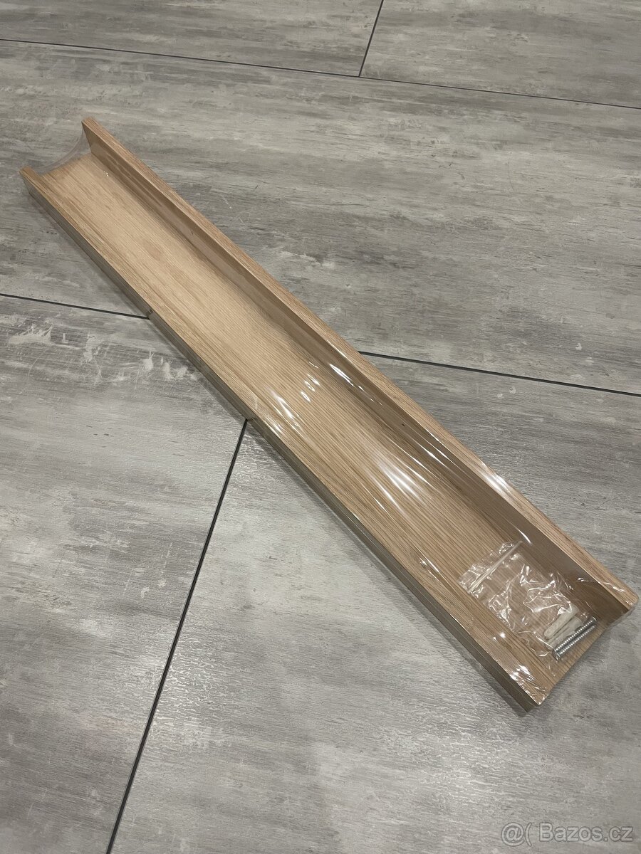 Dubová polička 70cm