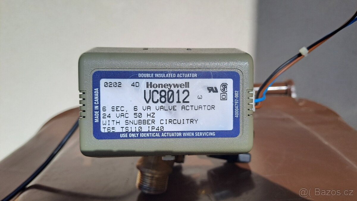 PRODÁM TŘÍCESTNÝ VENTIL S POHONEM HONEYWEL PRO KOTEL DAKON