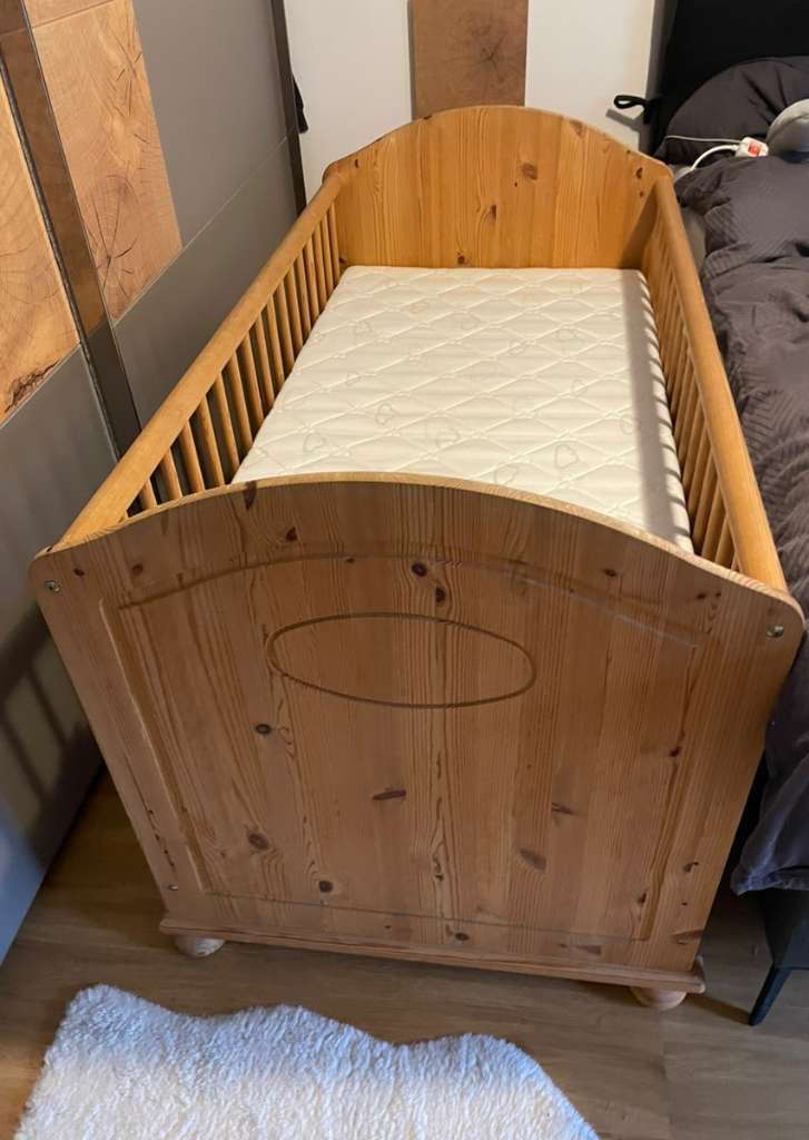 Postýlka 140 x 70 cm masiv -