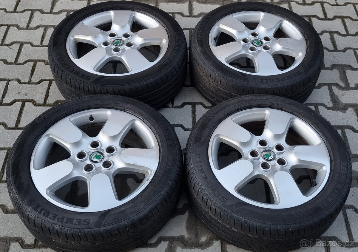 ŠKODA OCTAVIA II SCOUT PROTEUS 225/50/R17