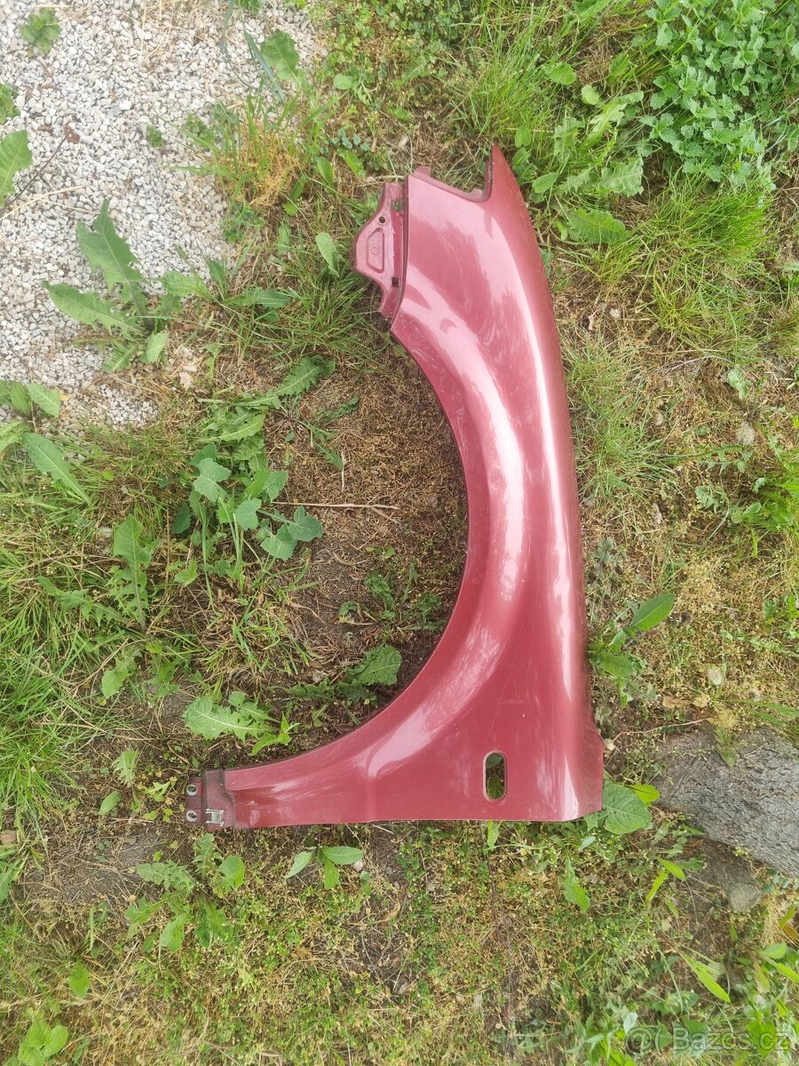 Passat b5, blatník levý.