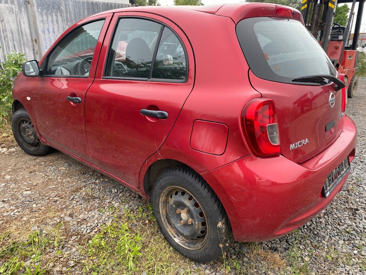 Nissan Micra K13 na náhradní díly