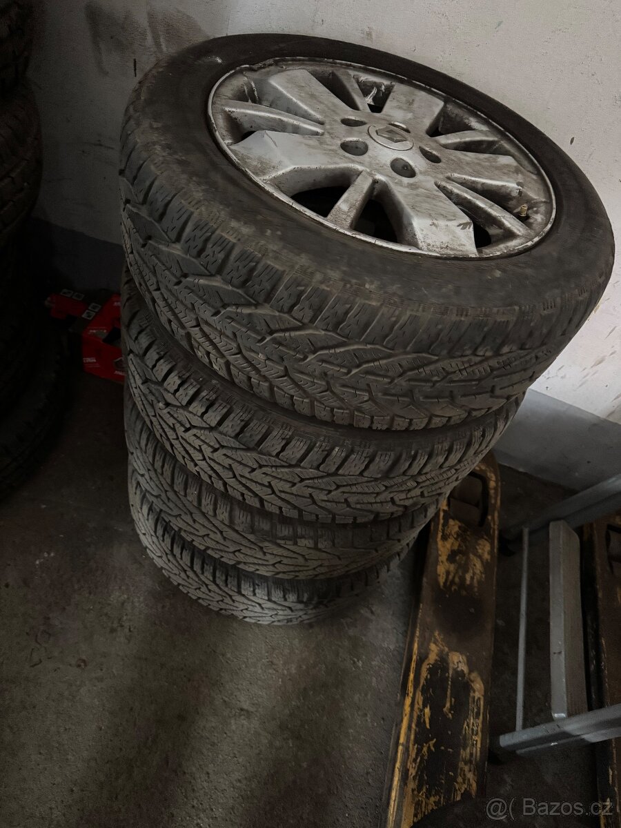 Renault alu kola 205/55R16 zimní
