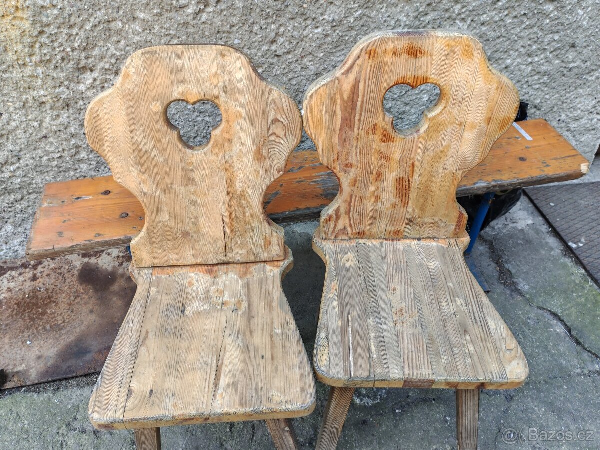 2 dubové židle