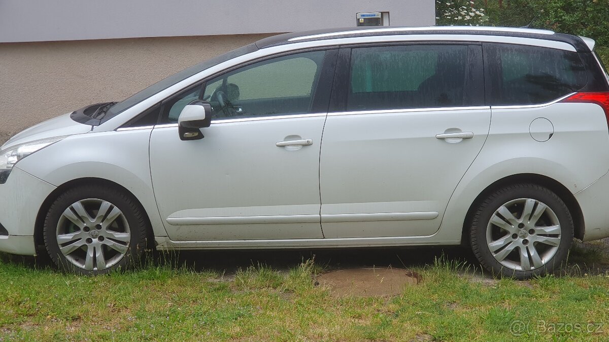 Peugeot 5008 2,0 hdi 110 kw
