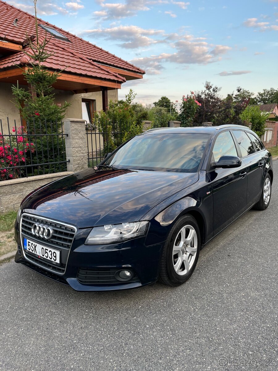 Prodám Audi A4 S-line REZERVOVÁNO