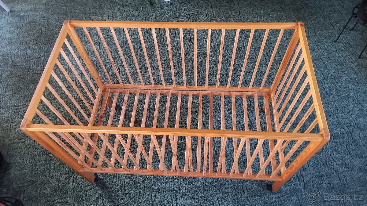 Dětská postýlka