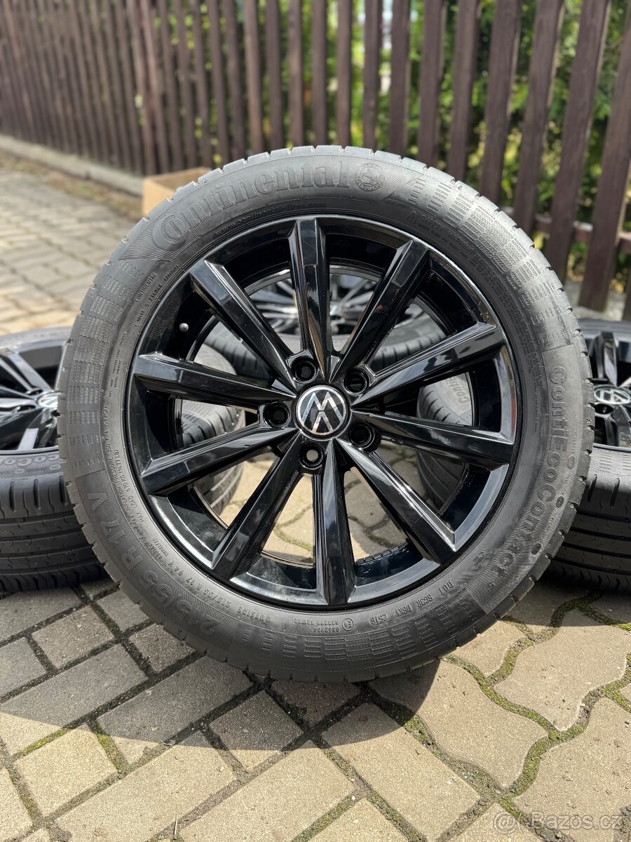 ORIGINÁL Alu Volkswagen London R17, 5x112 - TOP, LETNÍ PNEU