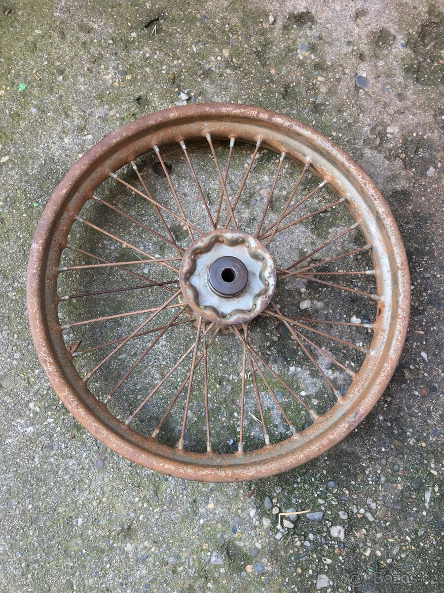 Zadní kolo Jawa 150/352, 125/351