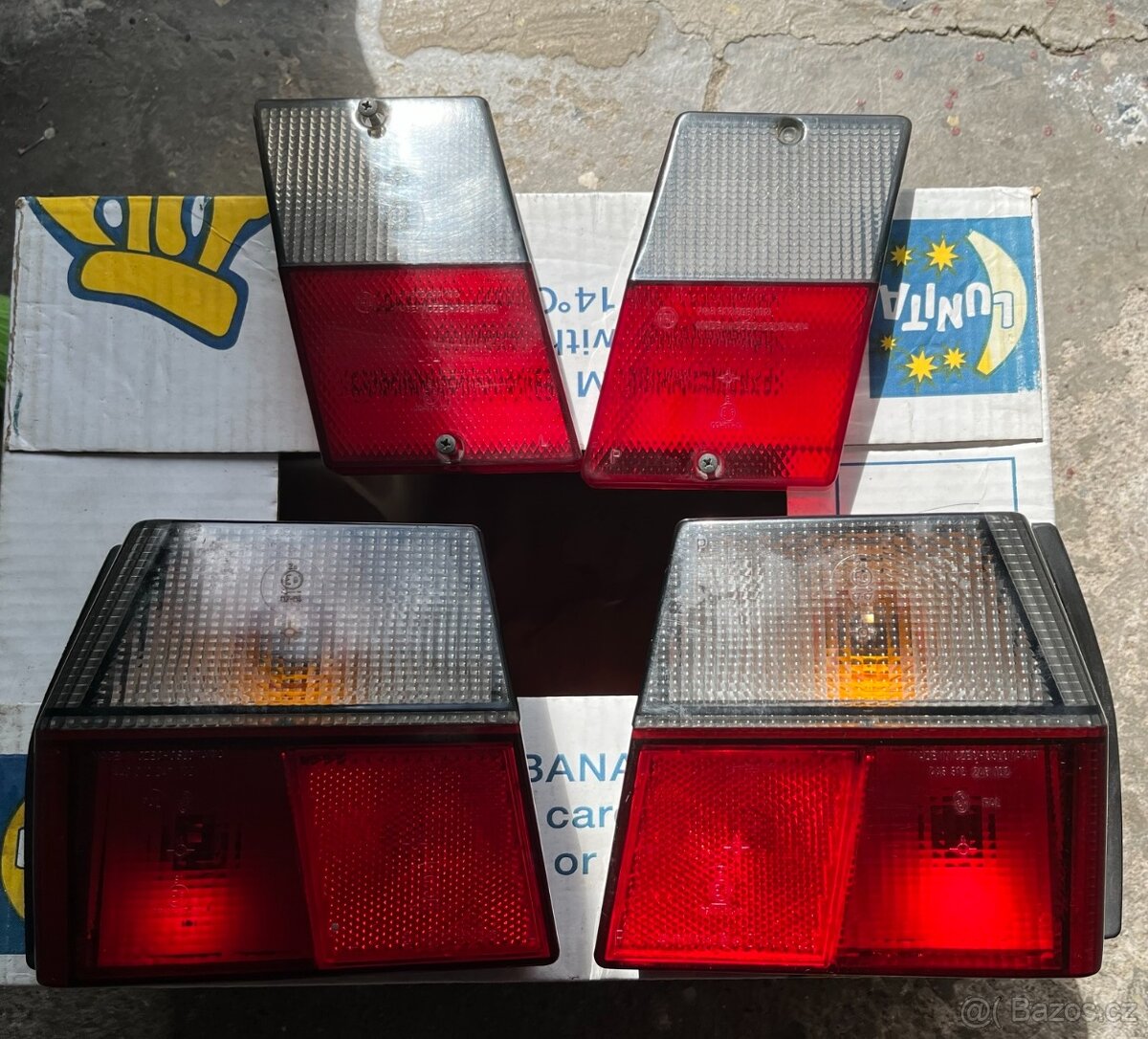 Originální zadní kouřová světla na Škoda Favorit Silverline