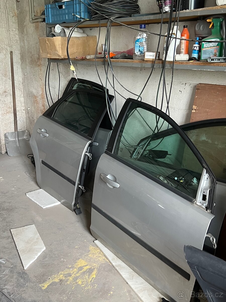 Ford Focus dveře