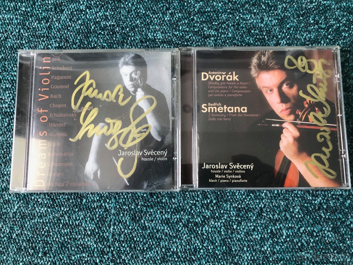 Podepsané CD Jaroslav Svěcený