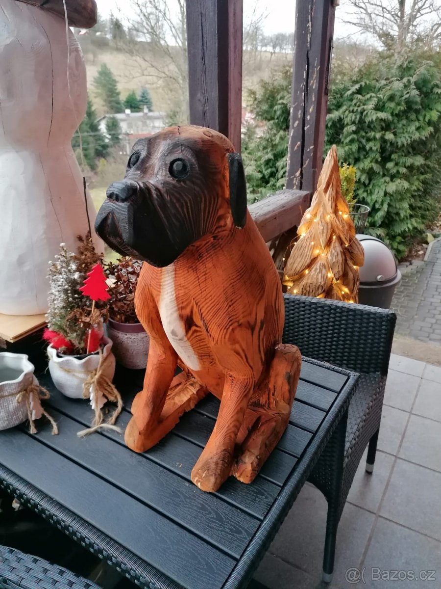 boxer vyřezávaný motor.pilou