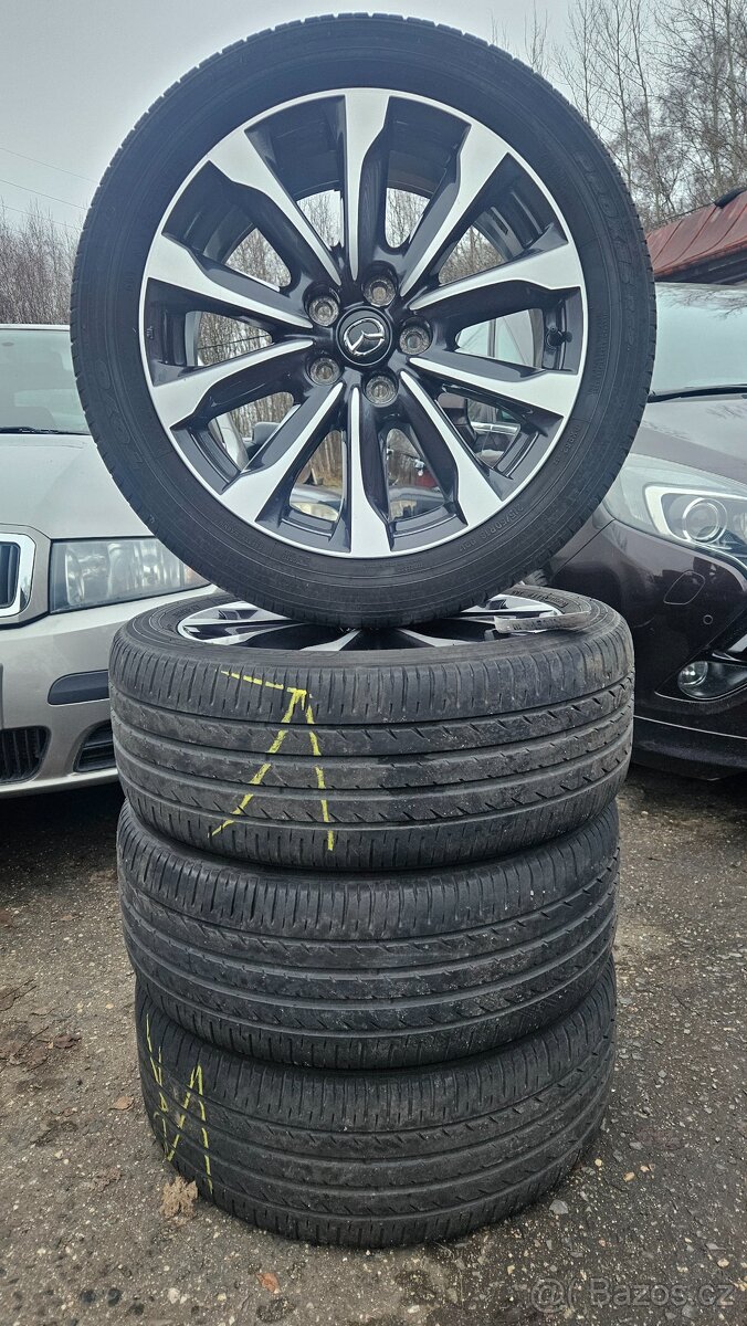 215/50R18
