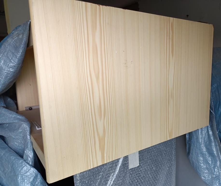 Velká šatní skříň s nástavcem, světlé dřevo