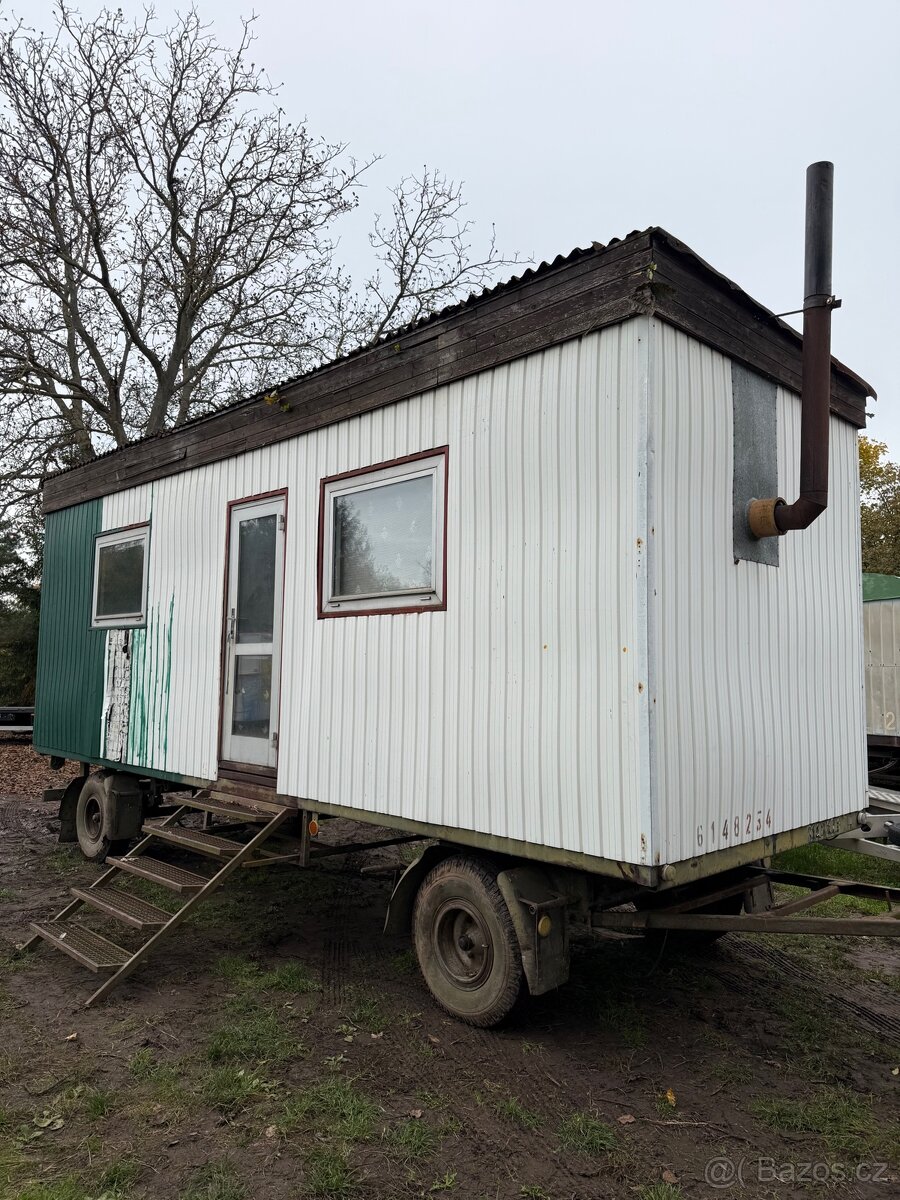 Maringotka JZD SLUŠOVICE obyvatelná