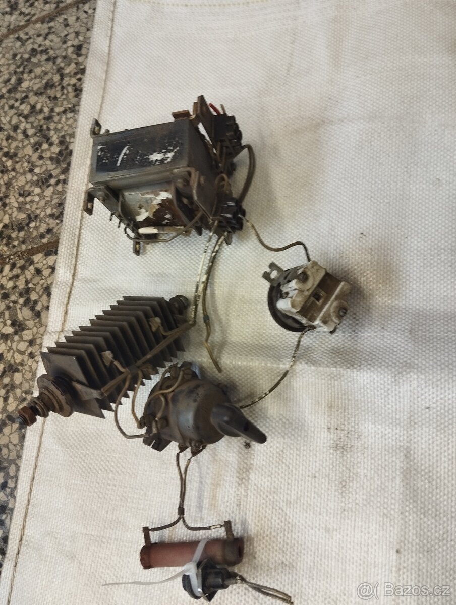 Triodyn K220 .... díly elektro