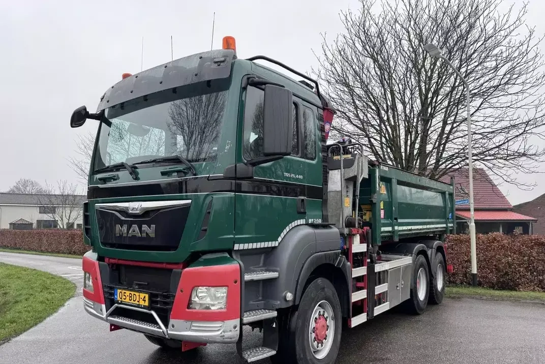 MAN TGS 26.440/Sklápěč/S2/6X6/Bordmatik/HMF1943Z2/