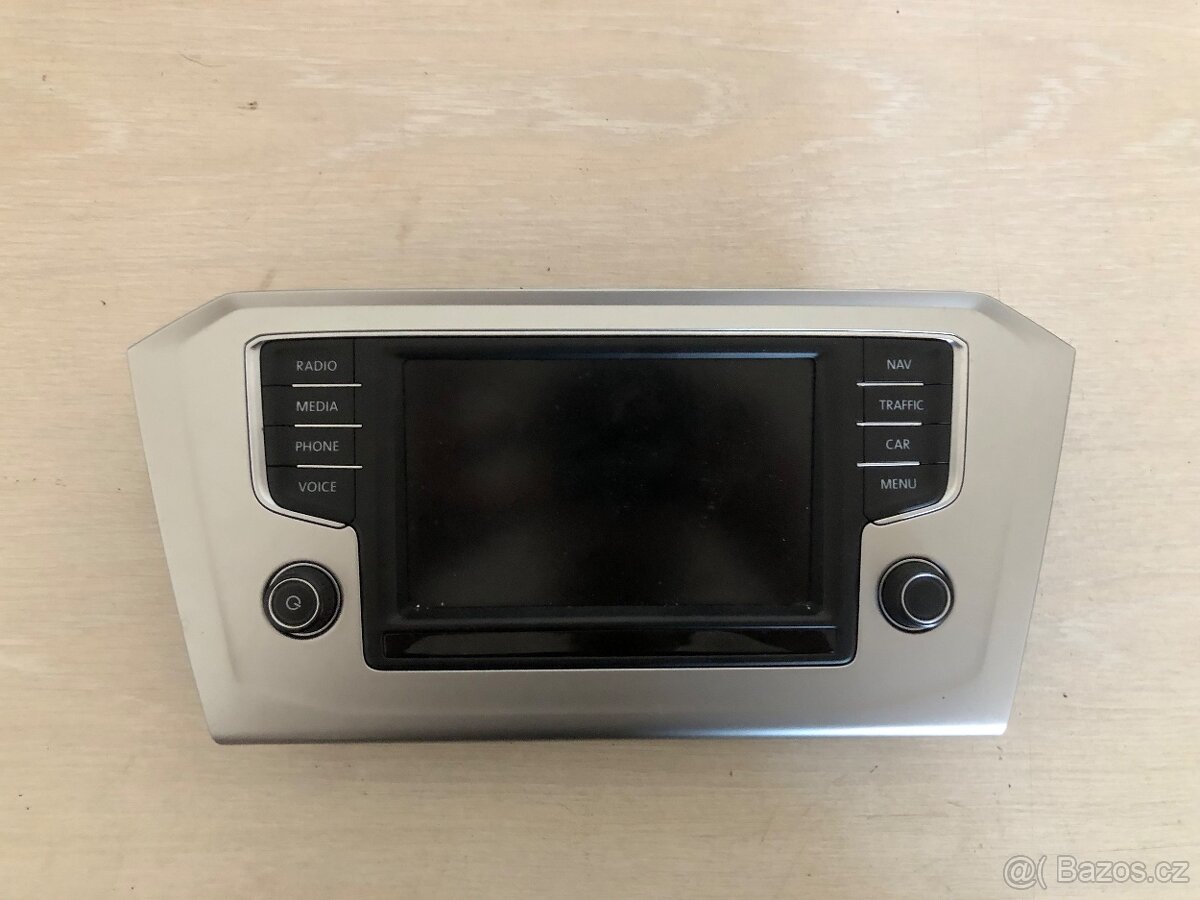 Navigace Vw Passat B8