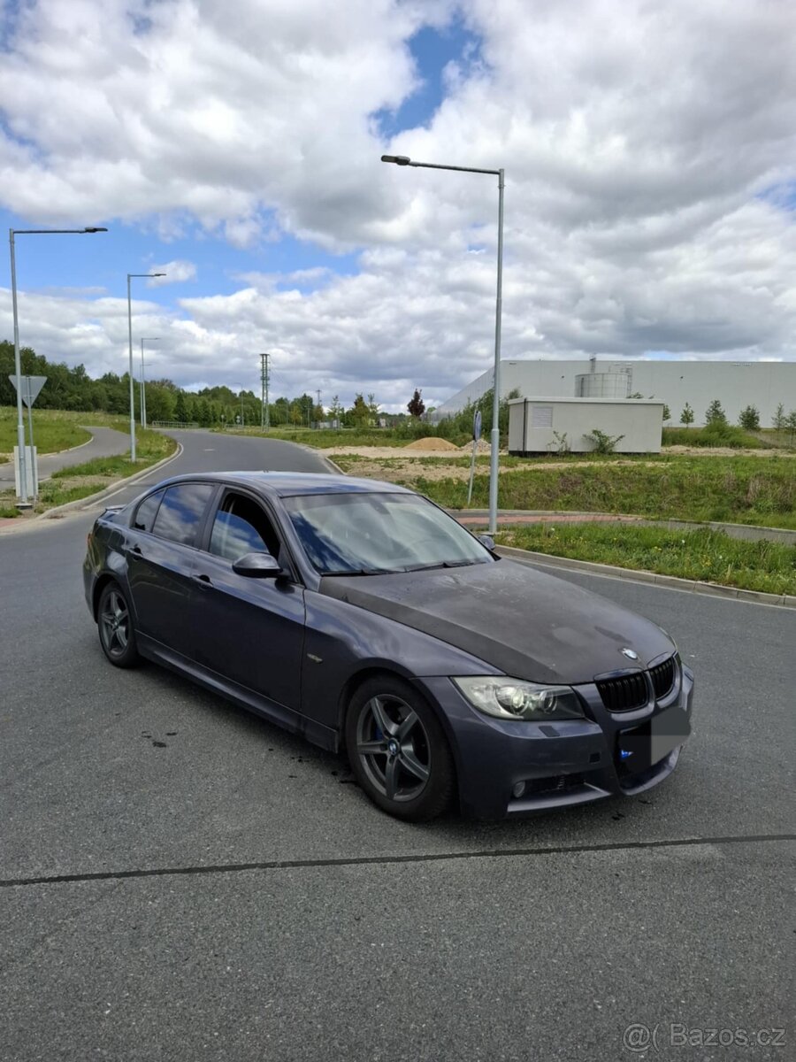 BMW E90 325i 160kw M-Packet