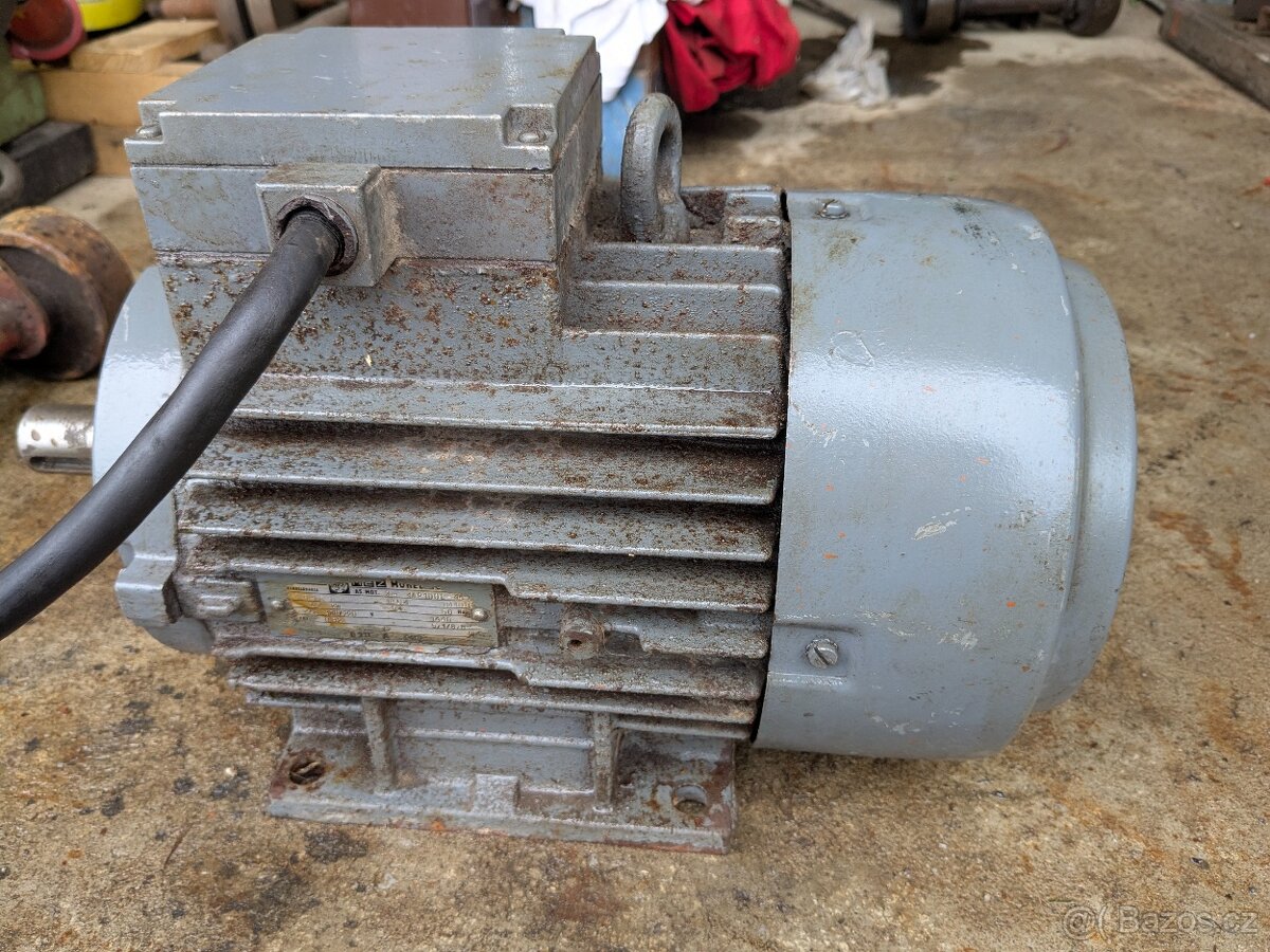 Elektromotor MEZ Mohelnice 2,2 kW