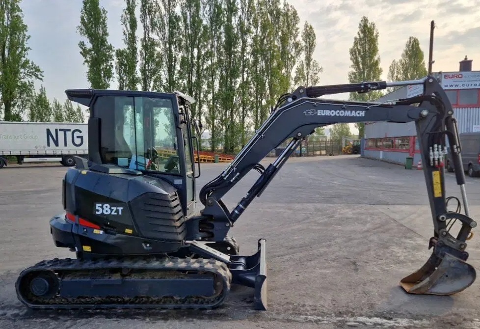 Minibagr Eurocomach 58 ZT