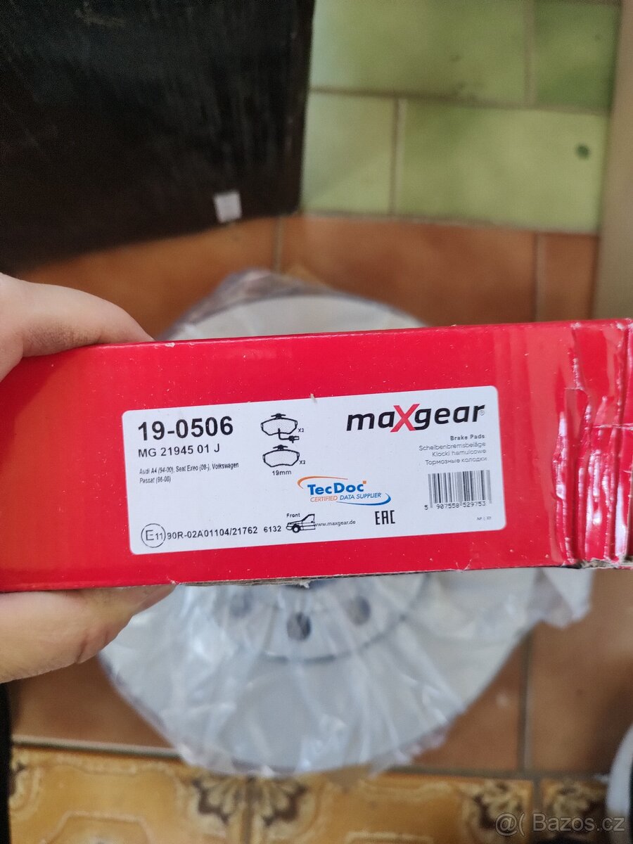 Prodám přední kotoučové brzdy nové