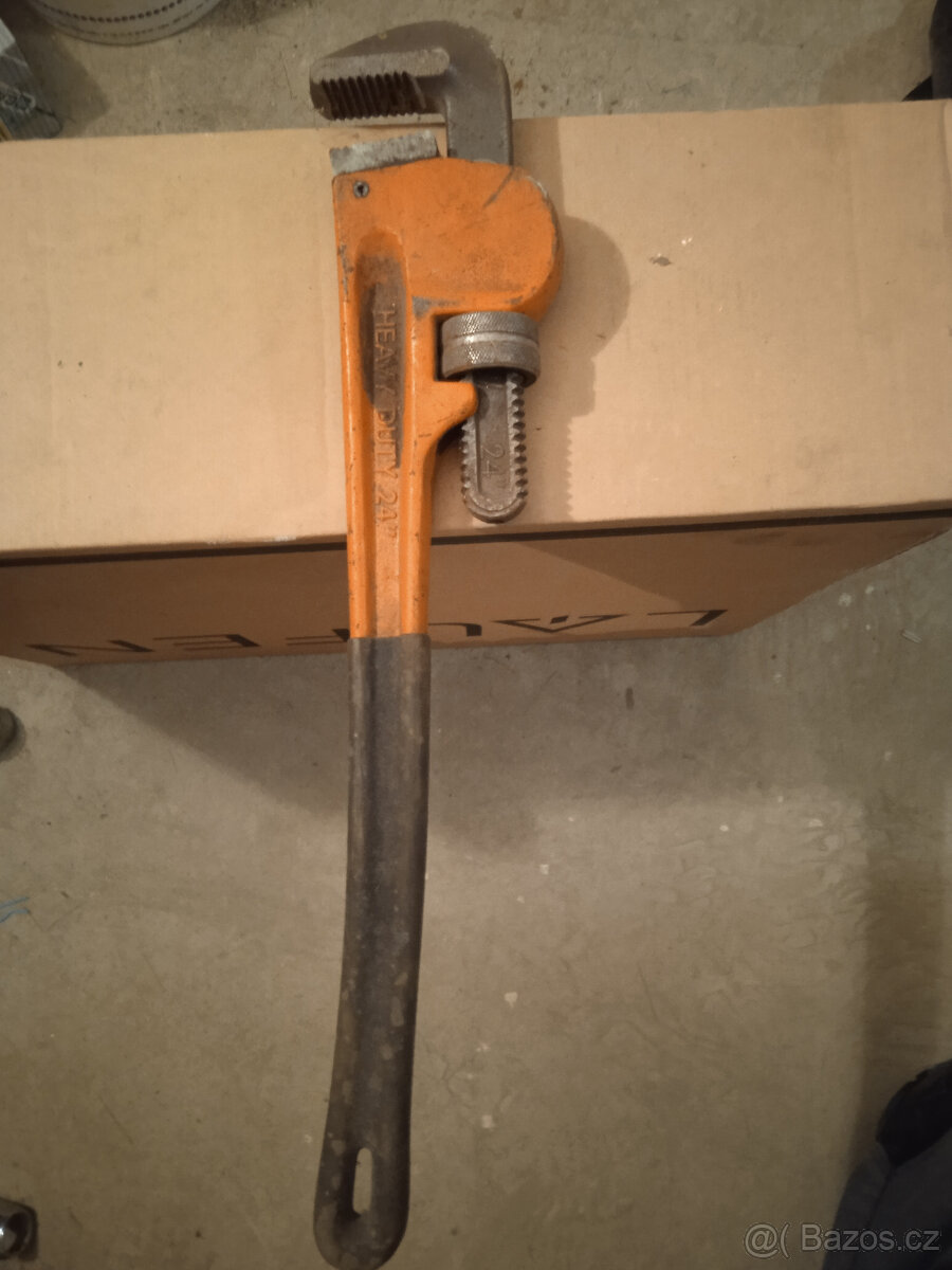 prodám Jednoruční hasák HEAVY DUTY , 24"