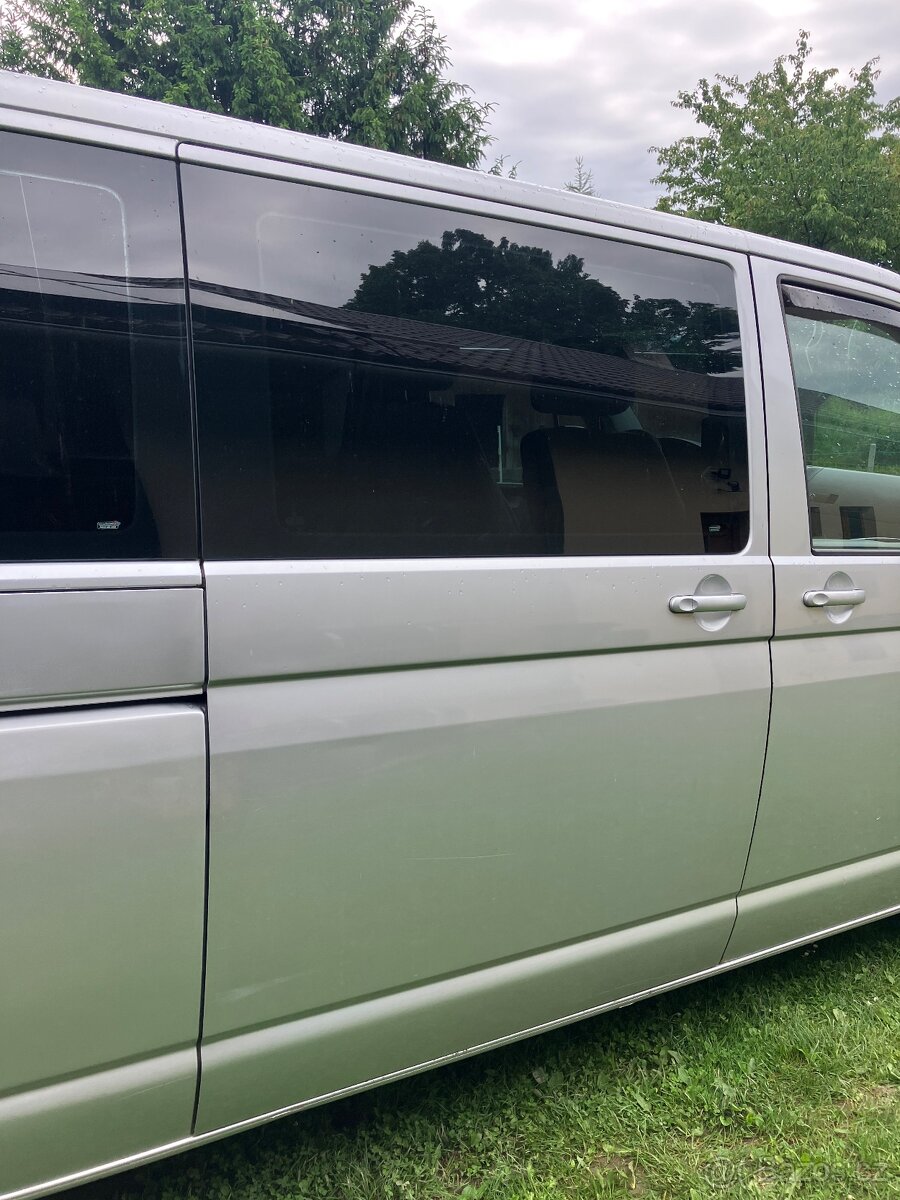 Boční dveře (Šoupačky) VW T5 caravelle, multivan