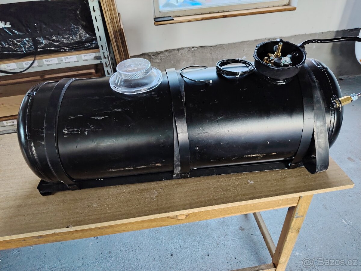 LPG nádrž 100l