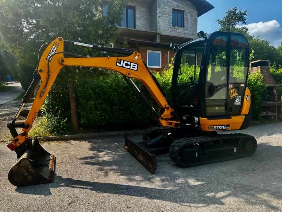 Minibagr JCB 8026CTS