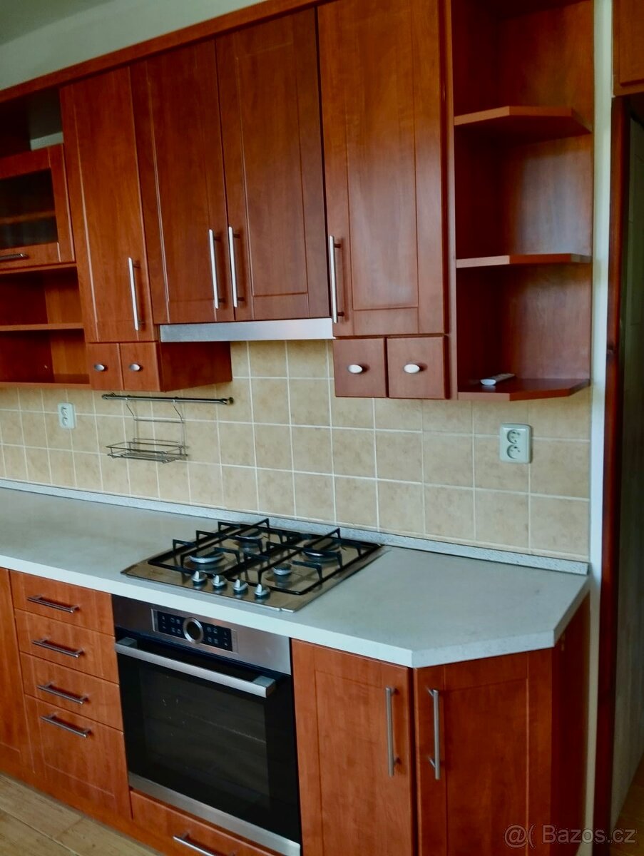 Pronájem 2+1, 54 m² – Ostrava Poruba, Resslova