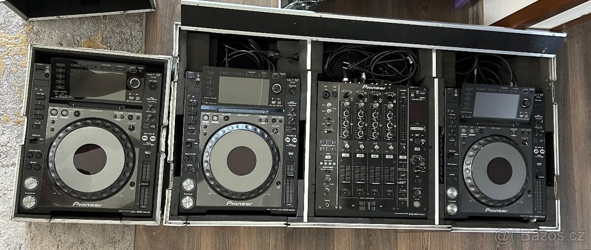 Pioneer djm 900nxs + 3 x cdj2000nxs