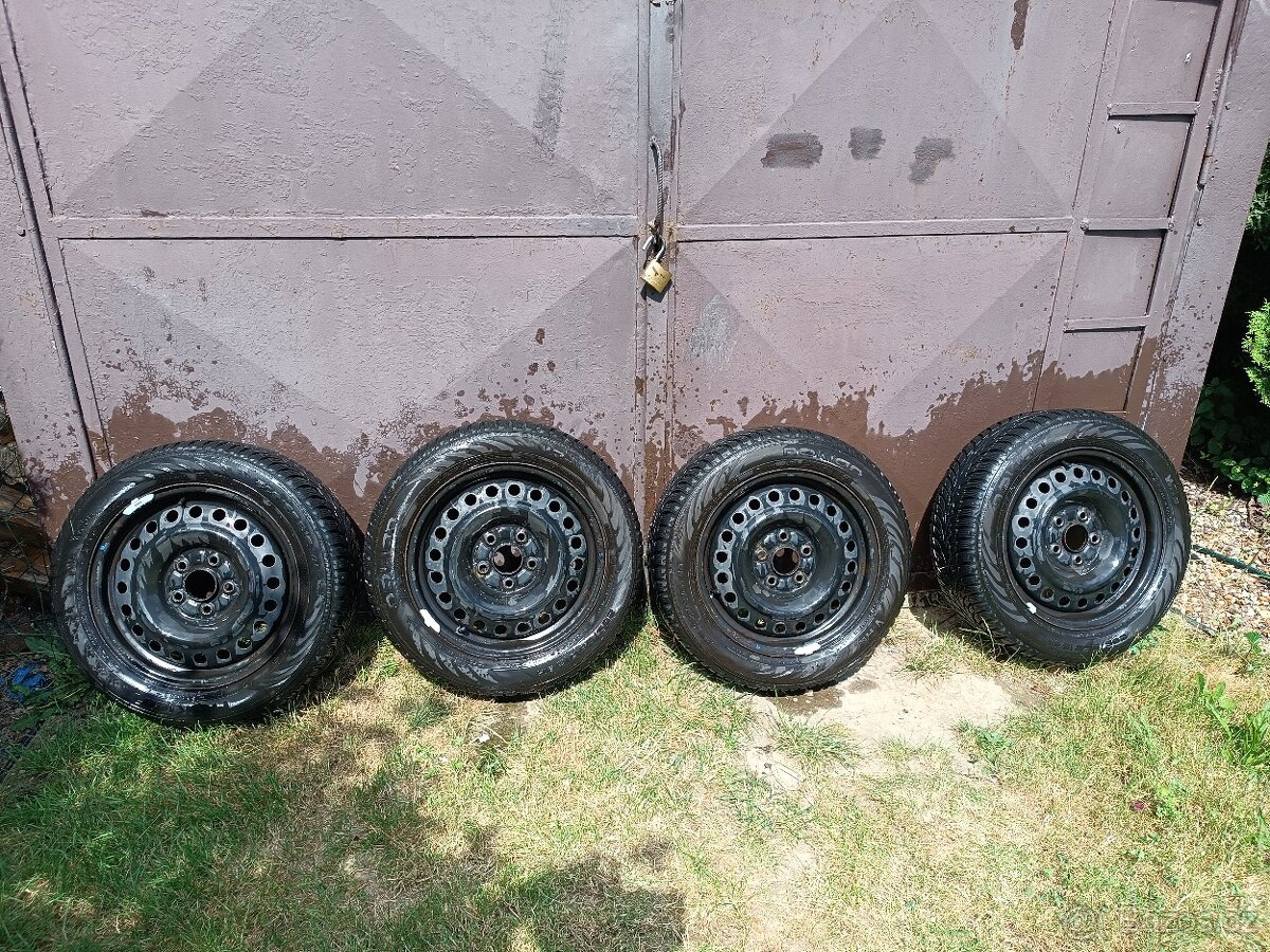 Sada 4ks disků se zimním pneu Nokian WR D3 205/55/16