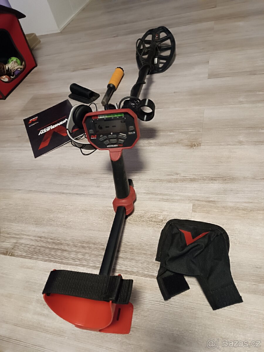 Detektor kovů minelab vanquish 440