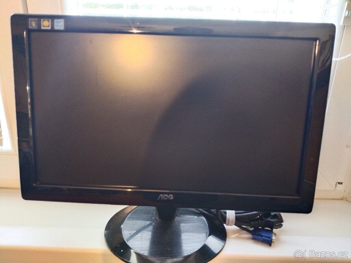 LCD monitor 19"