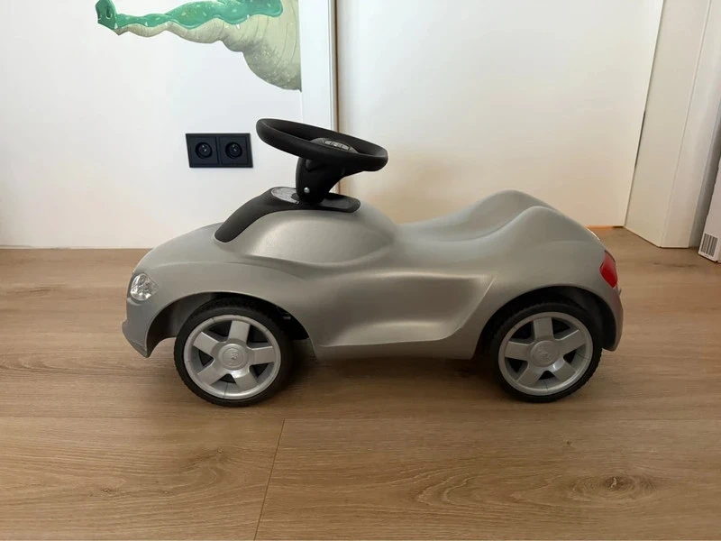 Dětské odrážedlo Audi