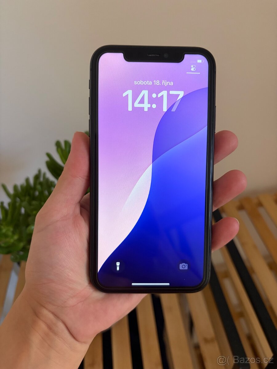 iPhone 11