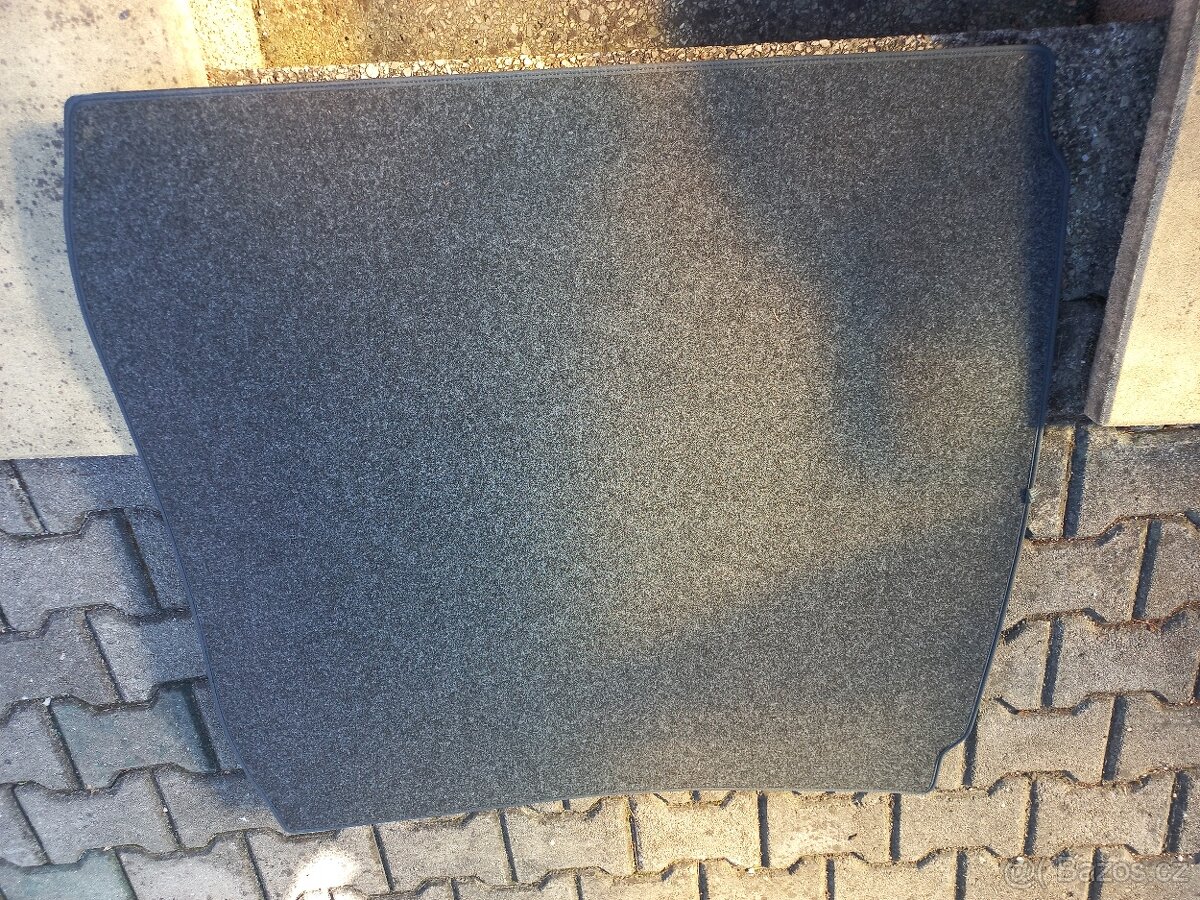 Koberec octavia 3 vana