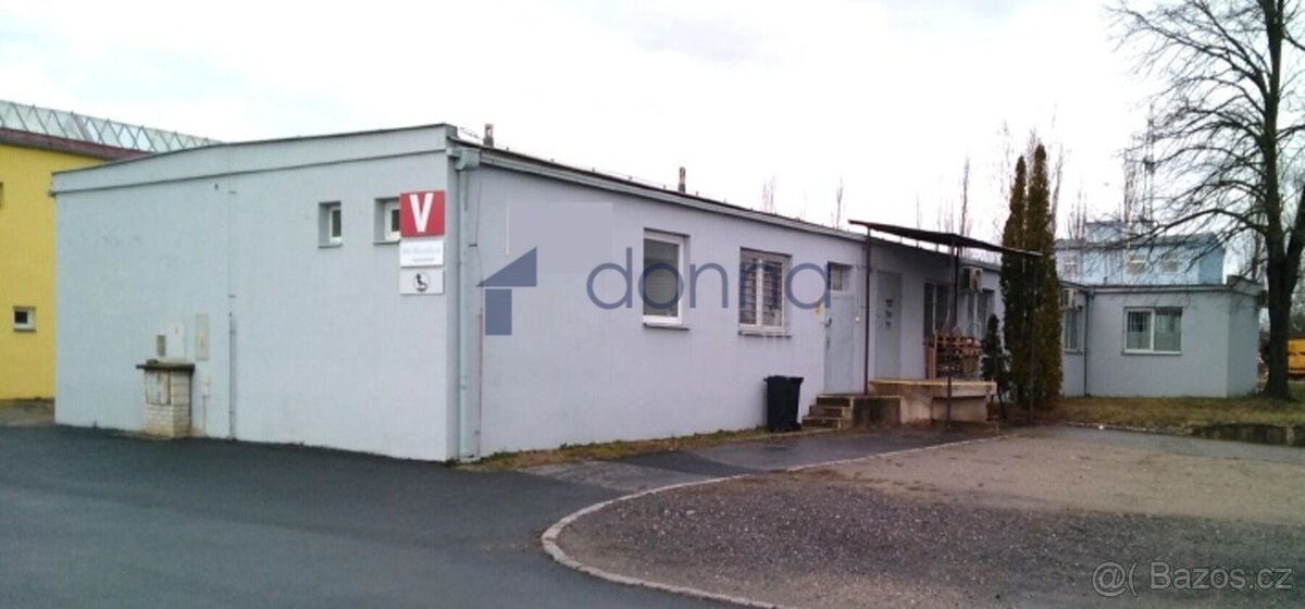 Pronájem skladové haly 145m2, přízemí, Praha 9 - Horní Počer