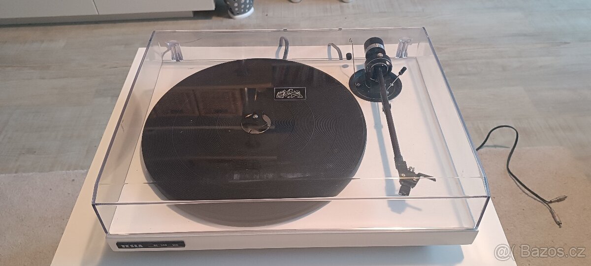 Gramofon Tesla NC-500, bílý