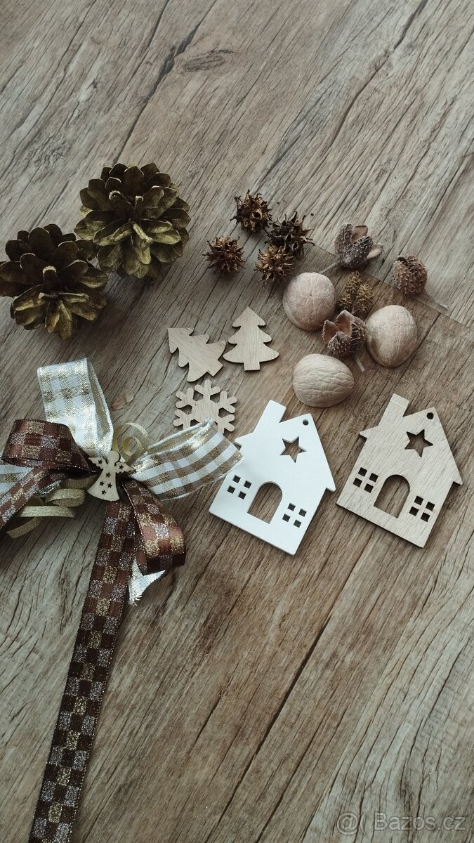 Sada na dozdobeni vánočního věnce