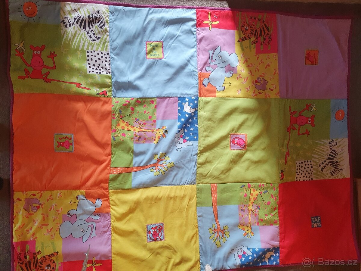 Hrací deka Taf Toys cca 135x175cm