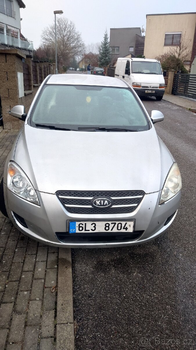 Kia ceed 2007