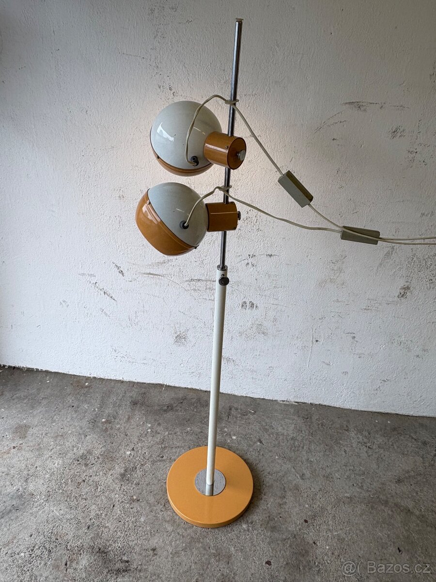 Retro podlahová lampa Hůrka