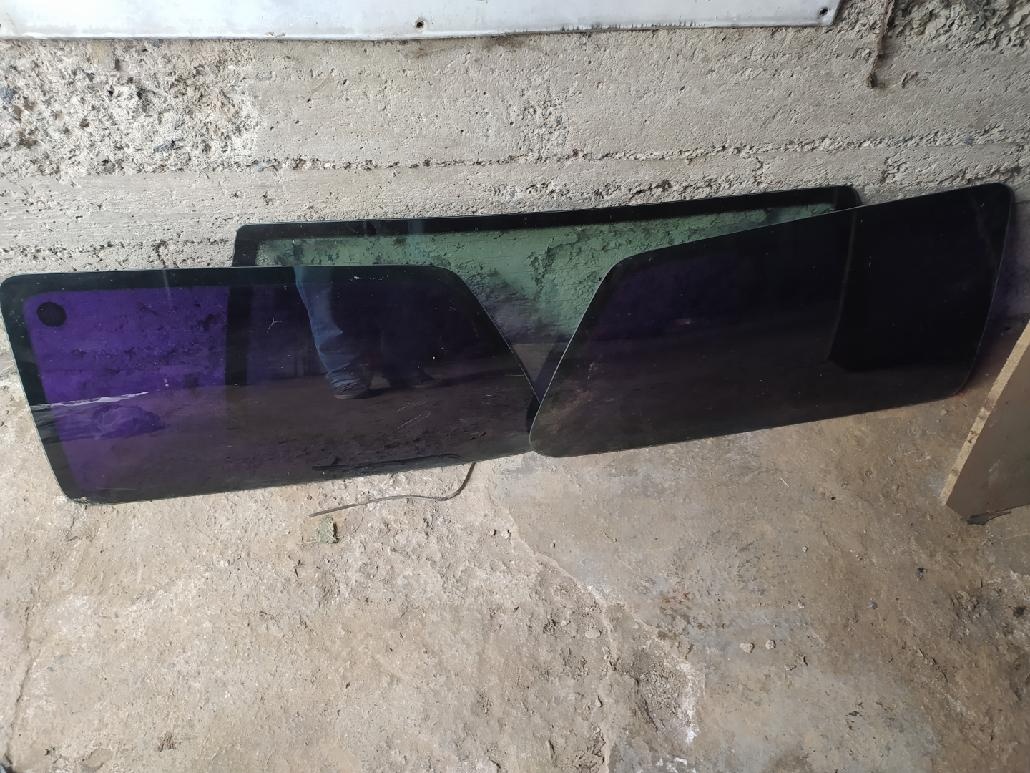 Skla Volkswagen golf řada 3